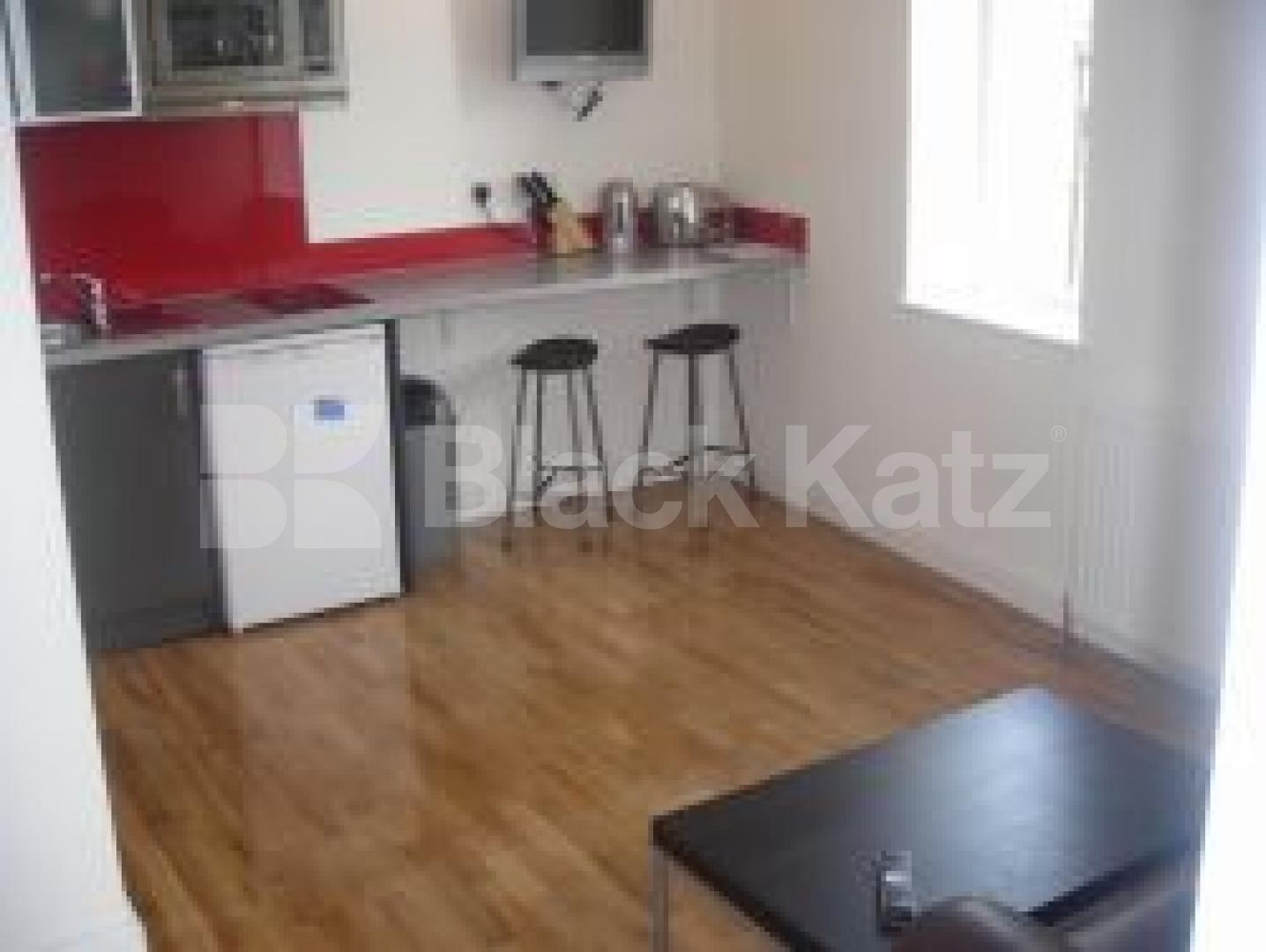 			VIEWINGS ESSENTIAL, 1 Bedroom, 1 bath, 1 reception Studio			 Greenland Street, CAMDEN NW1